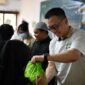 TIENS Indonesia kembali menggelar kegiatan Corporate Social Responsibility (CSR) bertajuk #HopeForHumanity selama bulan Ramadhan. (Dok. TIENS Indonesia)